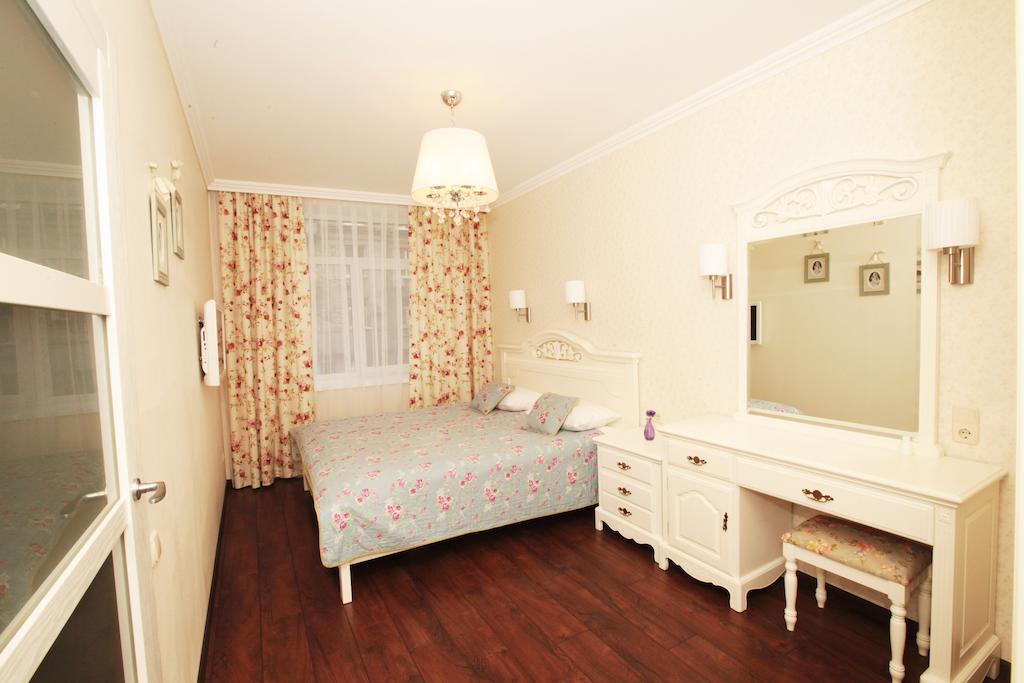 Apartment In The Centre Of City Dnipro Room photo